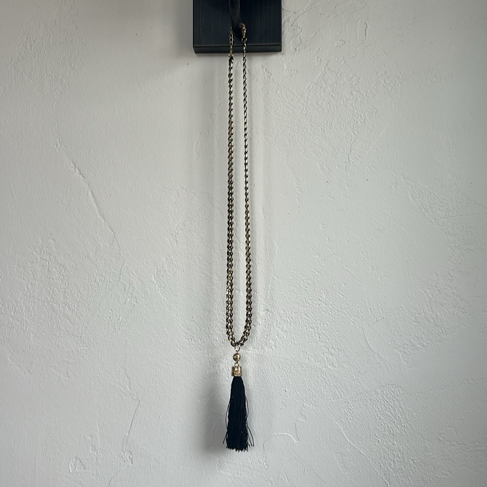 Guess Elegant Black Tassel Necklace